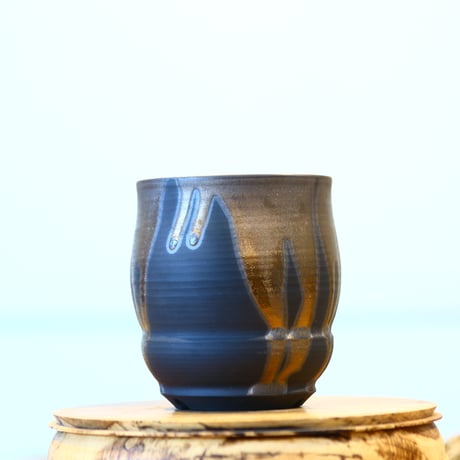 Yuta Uchida / gold glaze / humanity pot    no.1231-40
