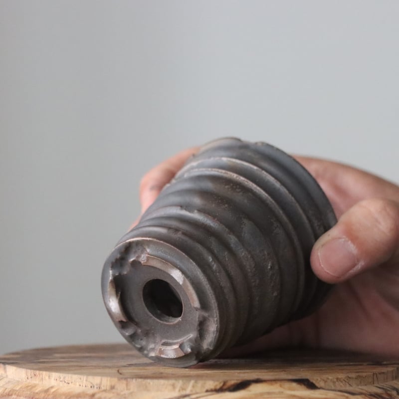 たけろうポット / テツサビ no.811-19 | 芽の巣山