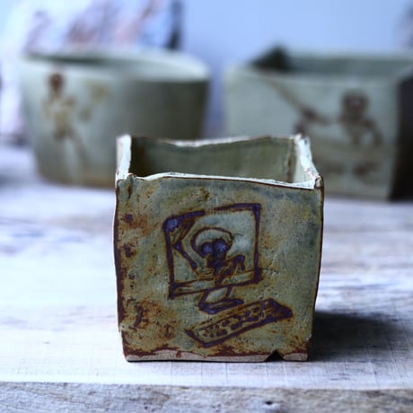 Andrew  Gemrich  〝calavera″   /   humanity pot       no.91320