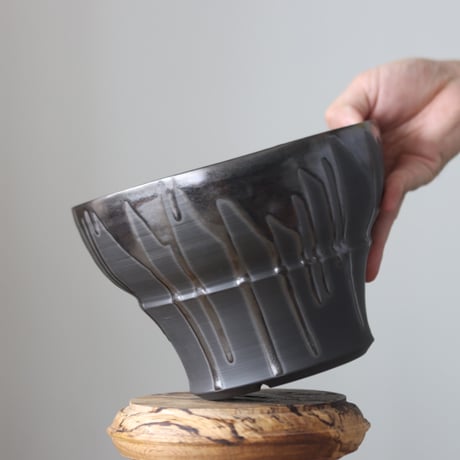Yuta Uchida / black glaze / humanity pot     no.512-98