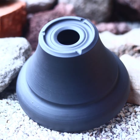 Yuta  Uchida 〝black  clay″   /   humanity pot       no.510-9