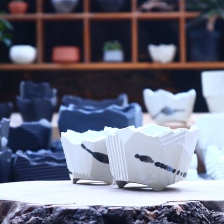 N/OH   澪標  盆栽鉢  XS  / matt White (dripping Black)  no.40438