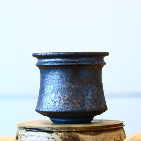 Kazuhiro Arima〝ouro″ / humanity pot    no813-28