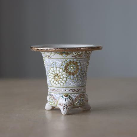 CATEGORY 万年青鉢 2025/4/6 20:00~ | 芽の巣山