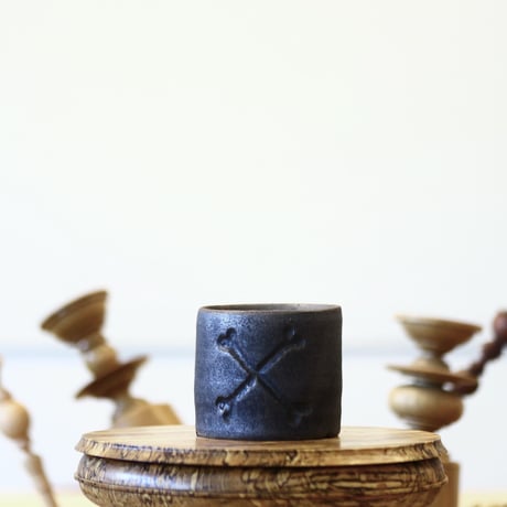 HUM / humanity pot     no.625-07