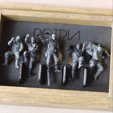 POTPIA / INTO THE MOUNTAINS (Deep Khaki) / 5体 SET BOX  no.727/3