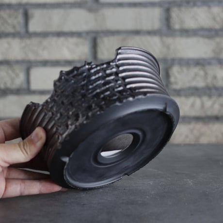 Yuta Uchida / black glaze melt  / humanity (5.5号)  no.517-79