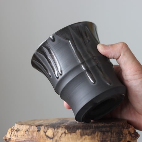 Yuta Uchida / black glaze / humanity pot     no.512-71