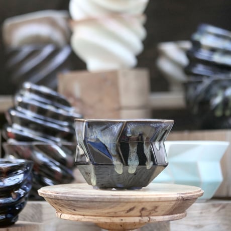 P&A ceramic ware / polygon pot 　no.108-81