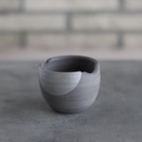N/OH / コロ鉢 / White / SS no.728-7 | 芽の巣山