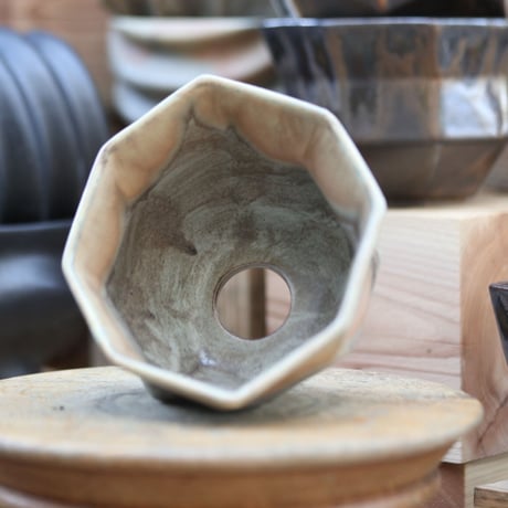 P&A ceramic ware / polygon pot    no.814-P1