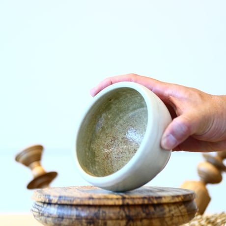 Masato Akutsu〝white glaze″ / humanity pot    no514-Am13