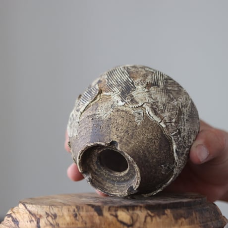Masato Akutsu〝graffito″ / humanity pot    no.609-78