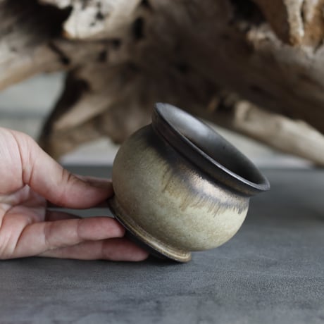 TAKERO POT / Tsubo / “Nakagawa glaze”(2.5号)   no.525-25