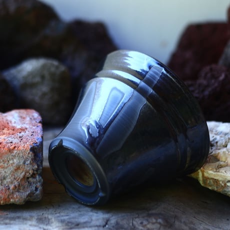 Yuta  Uchida 〝black  glaze″   /   humanity pot       no.42547