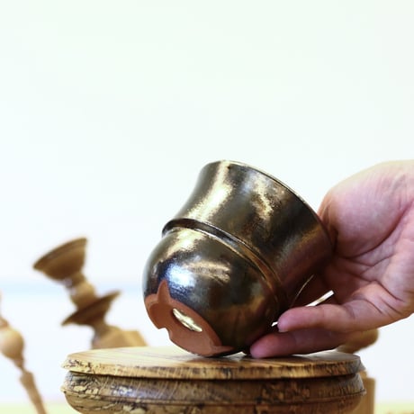 HUM / humanity pot     no.625-71
