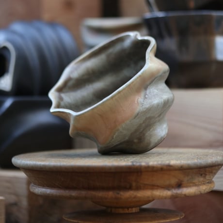 P&A ceramic ware / spiral pot    no.814-P2