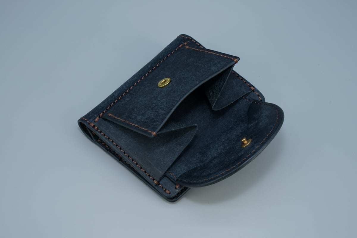 二つ折りウォレット＜小＞ ネイビー | marume.store
