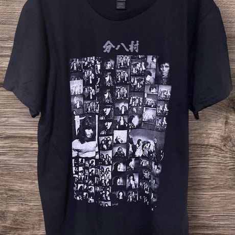 村八分T-SHIRT TYPE-D black＜ステッカー付-8月中旬入荷／予約商品＞