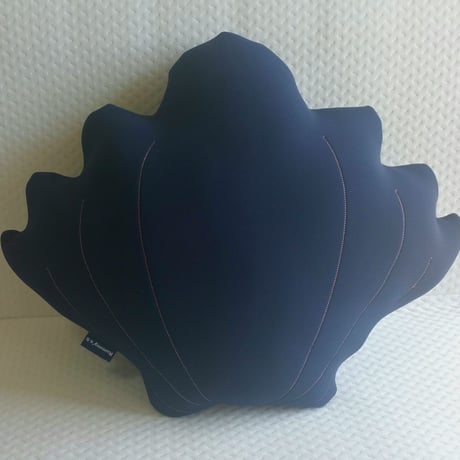 Shell Cushion. L size  ウエット素材のマシュマロ♡シェルクッション.