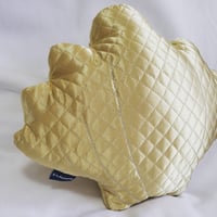 Shell Cushion. キルティング シェルクッション ♡