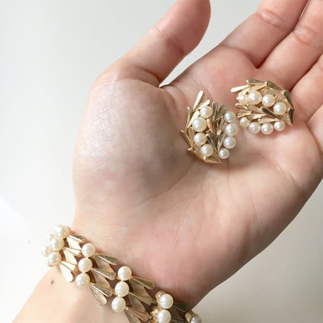 TRIFARIクラウントリファリ ハートパール ブレスレット / ヴィンテージアクセサリー・コスチュームジュエリー