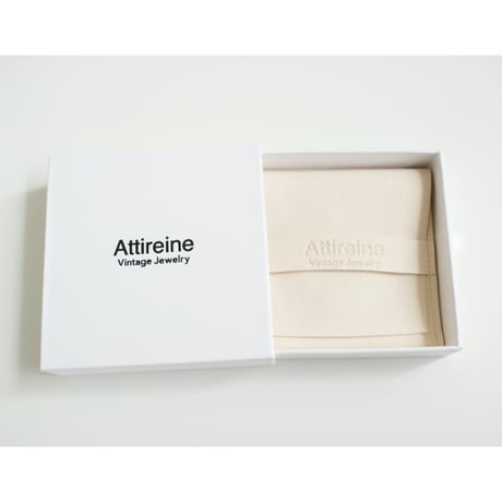 GIFT BOX
