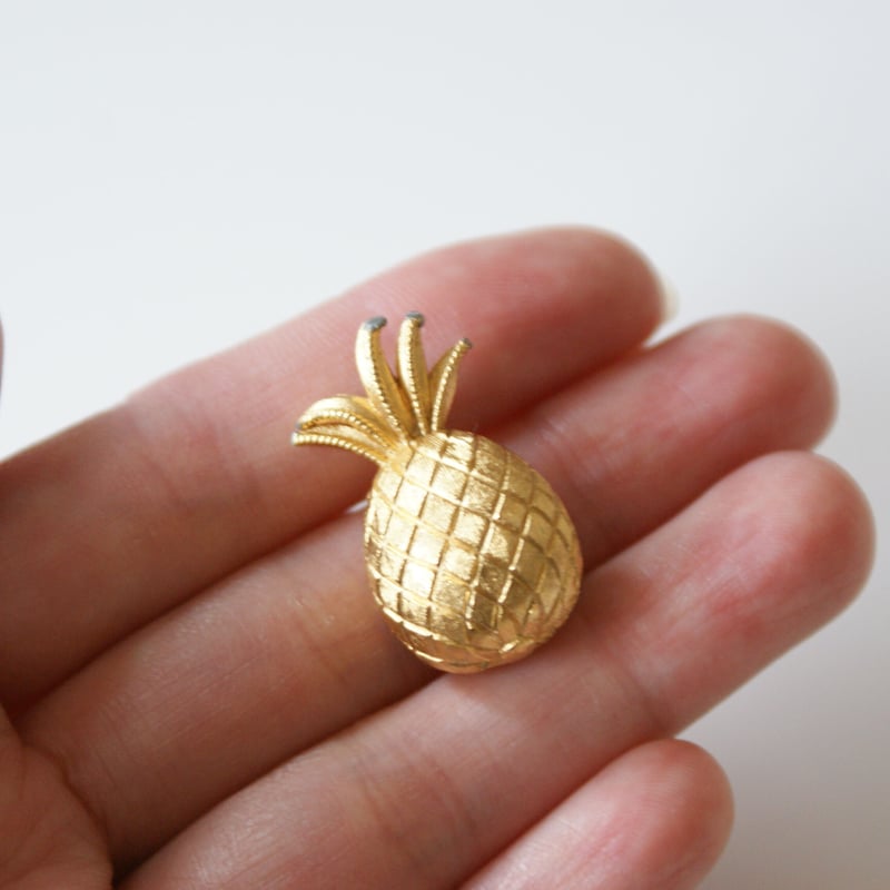 TRIFARIクラウントリファリパイナップル ミニブローチ/ ヴィンテージ