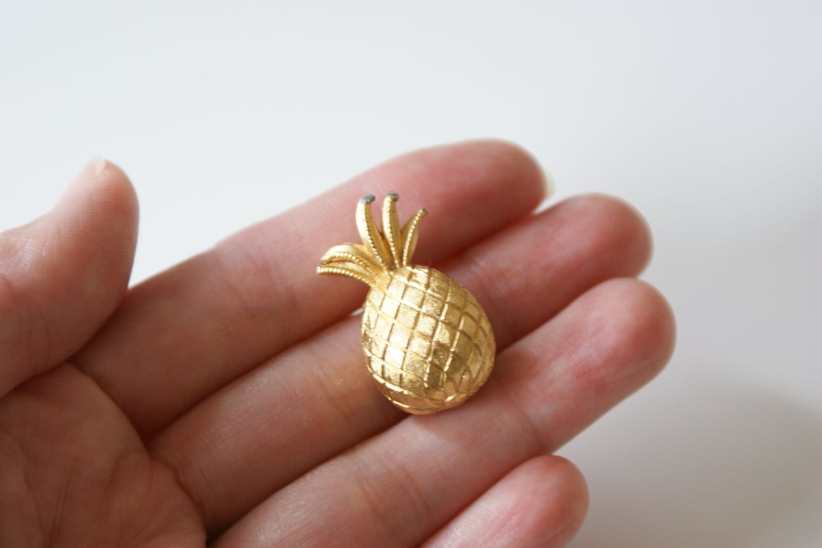 TRIFARIクラウントリファリパイナップル ミニブローチ/ ヴィンテージ