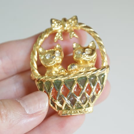 アメリカ買付 キャット バスケット ブローチ/ ヴィンテージアクセサリー