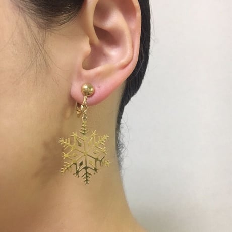 Christmas Special price【スペシャルプライス】AVONエイボン 雪の結晶 ゴールド イヤリング / ヴィンテージアクセサリー