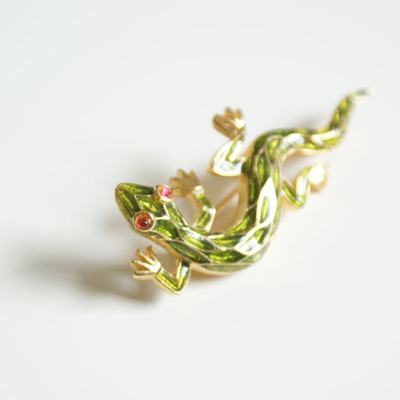 TRIFARIトリファリ トカゲ グリーン エナメル ミニブローチ