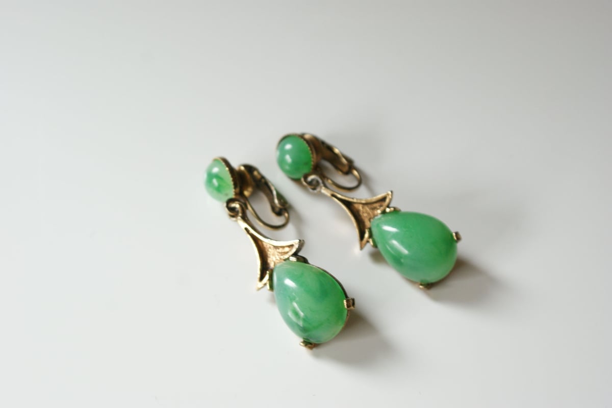 翡翠グリーン ジェイド カラー ルーサイト ドロップ イヤリング