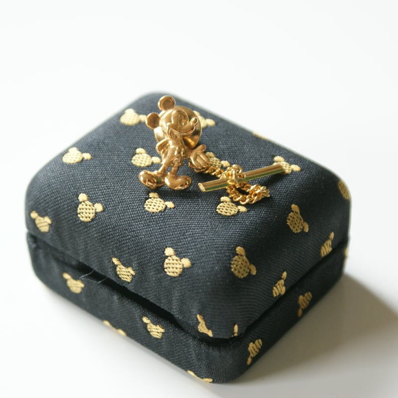 DISNEY ディズニー ミッキー ネクタイピン ブローチ タイタック 箱付き