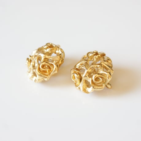 TRIFARIクラウントリファリ ローズ 薔薇 イヤリング / ヴィンテージアクセサリー・コスチュームジュエリー