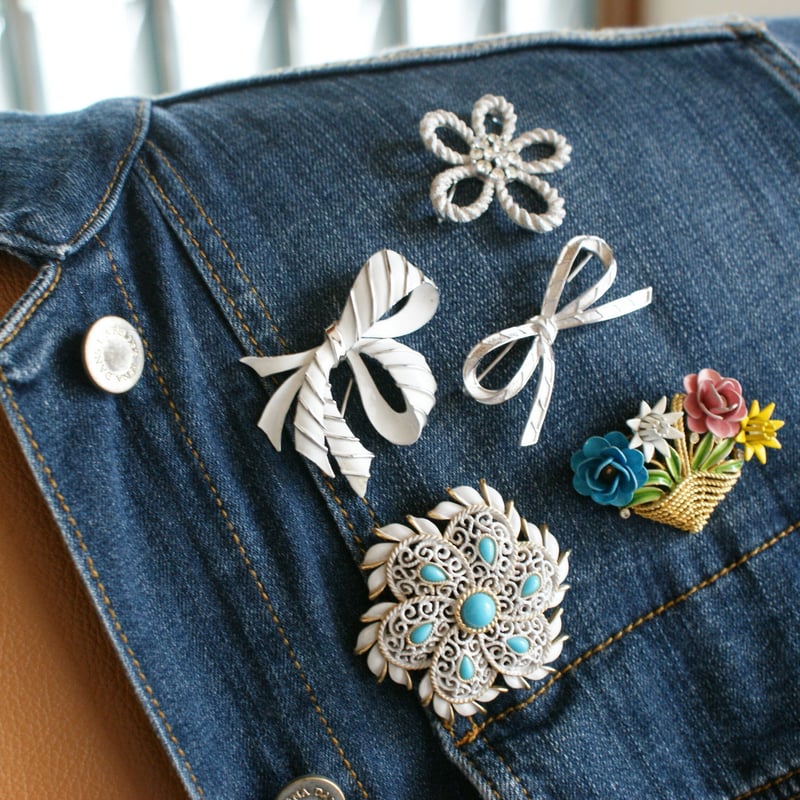 TRIFARIトリファリ カラフルエナメル フラワーバスケット ブローチ