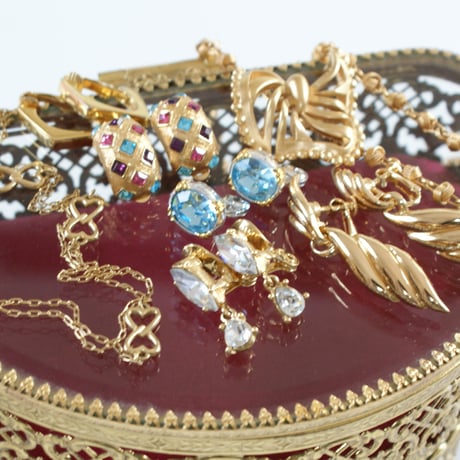 NINA RICCIニナリッチ  ぺルレリボン マットゴールド ブローチ/ ヴィンテージアクセサリー