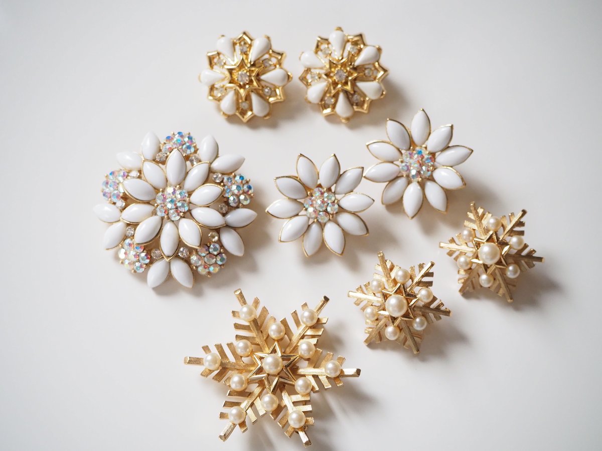 CROWN TRIFARI☆トリファリウム&ベビーパール☆雪の結晶のブローチ TRIFARIトリファリ 雪の結晶 パールブローチ / ヴィンテージ