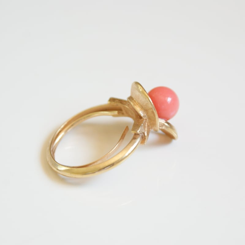 AVONエイボン ピンク珊瑚 ゴールド 指輪リング / ヴィンテージ