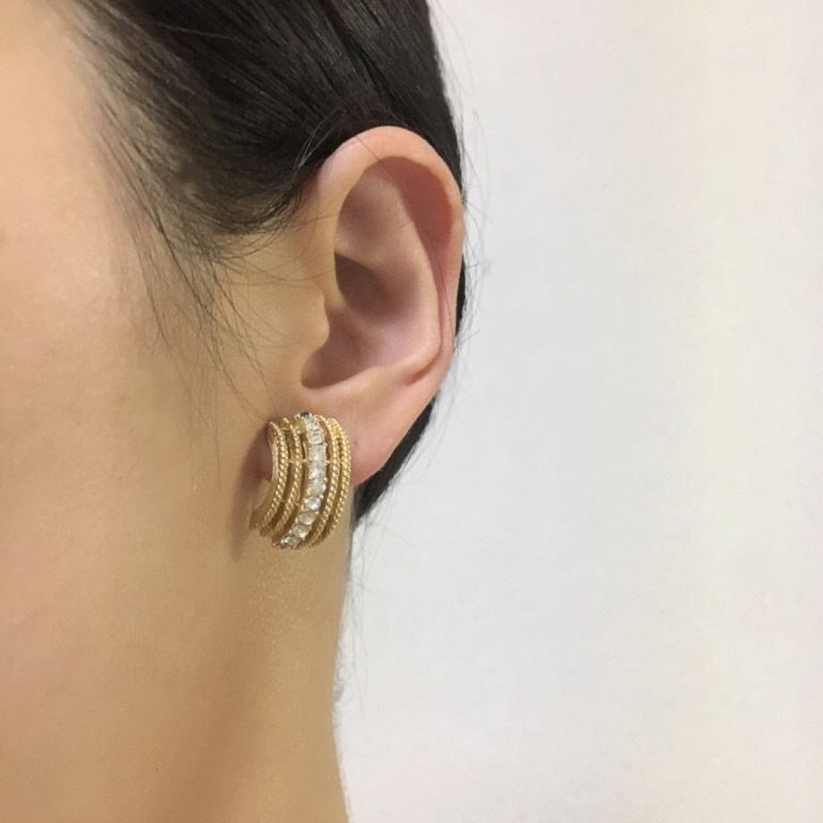 5b5965cea6e6ee7403000b81