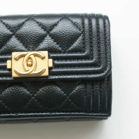CHANEL シャネル キャビアスキン ココマーク ボーイシャネル ３つ折りウォレット財布