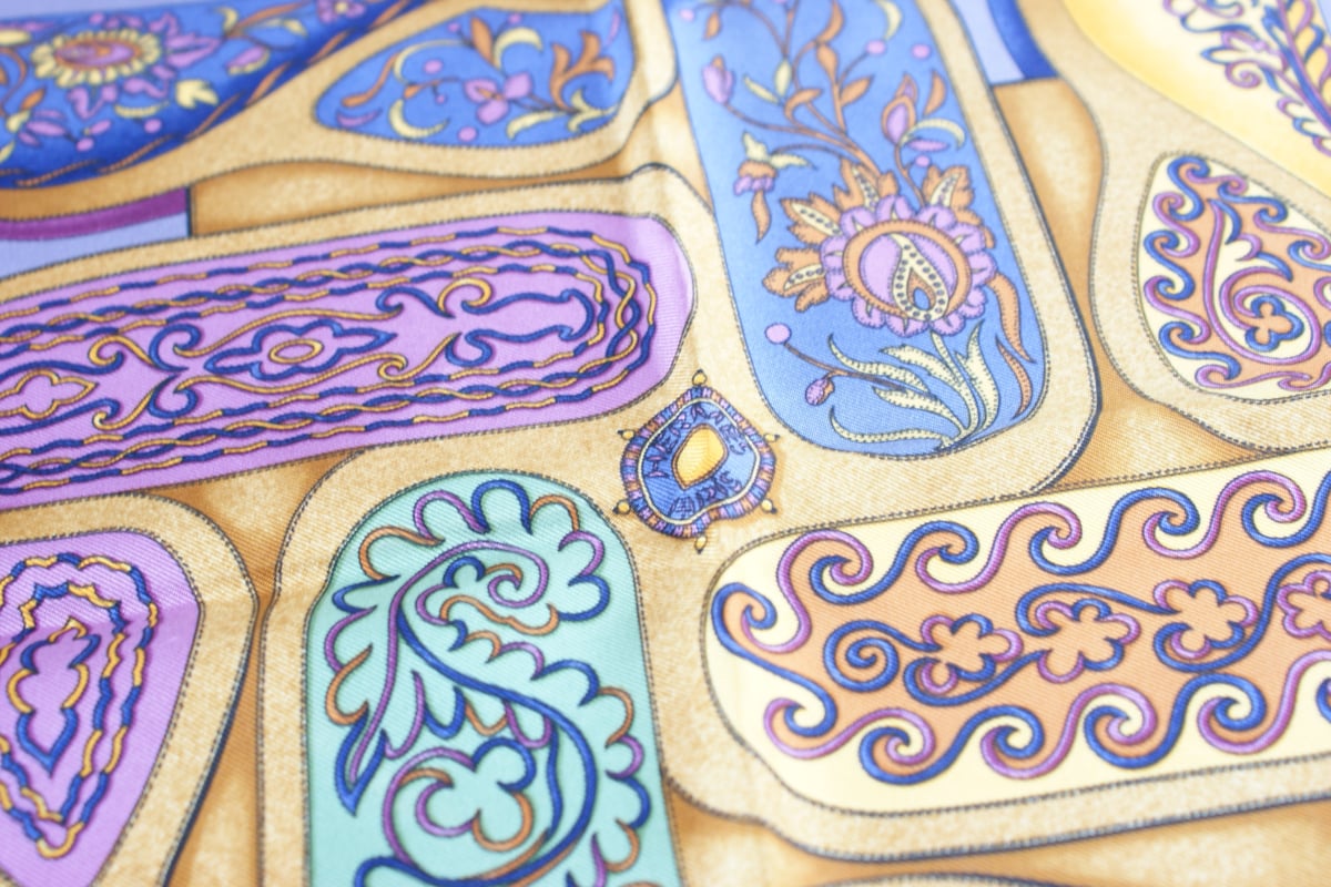 HERMESエルメス プチカレ 40 パープル シルクスカーフ