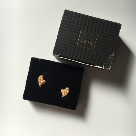 Special price【スペシャル プライス】AVONエイボン ハート パール ピアス 箱BOX付き / ヴィンテージジュエリー・アクセサリー