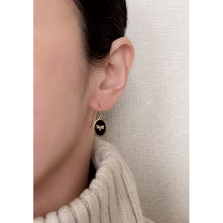 【フランス買付】蜂 ミニ ピアス/ ヴィンテージ・コスチュームジュエリー