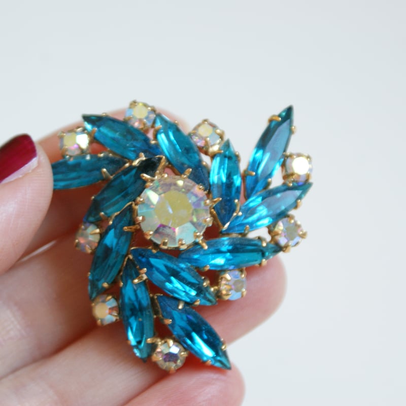 オーストリア買付】シアンブルー マーキス オーロラ ラインストーン