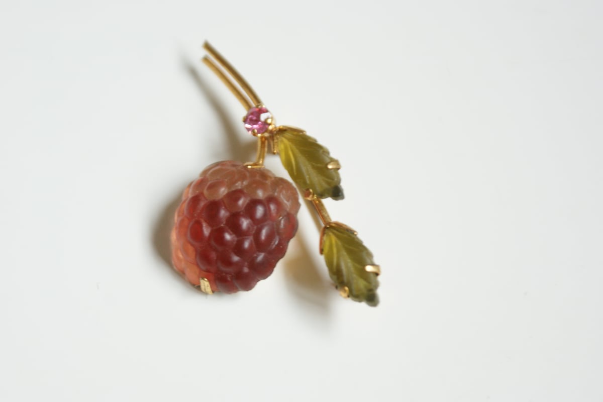 AUSTRIA オーストリア製 ピンクガラス ベリー ブローチ/ ヴィンテージ