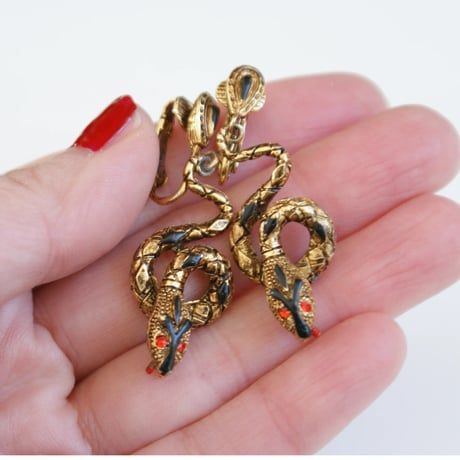 ART エナメル スネーク レッドアイズ イヤリング/ ヴィンテージ・コスチュームジュエリー