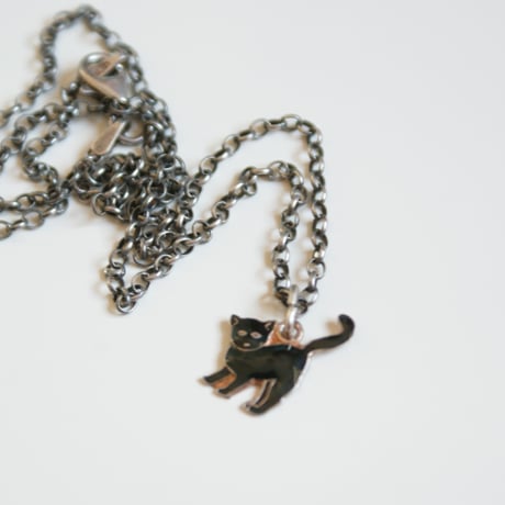 【ヨーロッパ買付】 シルバー900 黒猫 エナメル チャームネックレス/ ヴィンテージ・アンティークジュエリー