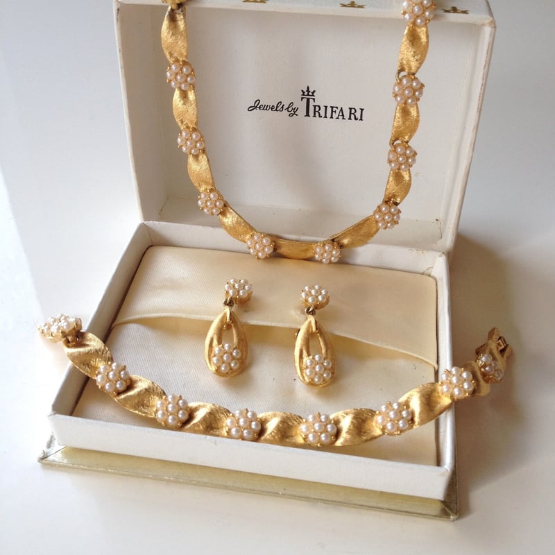 TRIFARI ネックレス　イヤリング　セット 楽天市場】トリファリ ネックレス＆イヤリング セット シルバー