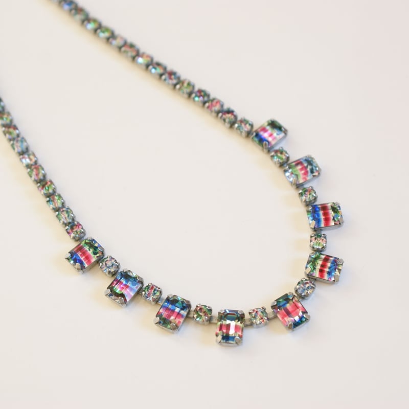 イギリス買付】 アイリスガラス スクエア チョーカー ネックレス